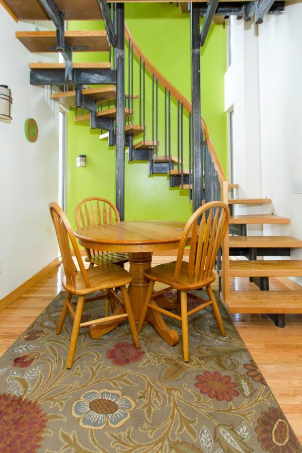 Eagle Peak Guesthouse Eagle River Bagian luar foto