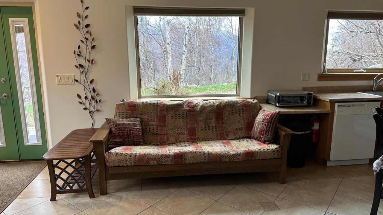 Eagle Peak Guesthouse Eagle River Bagian luar foto