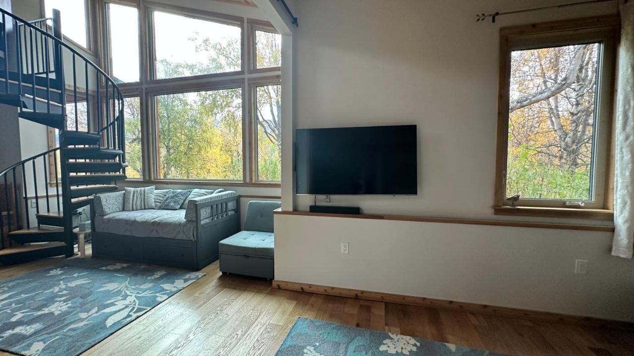 Eagle Peak Guesthouse Eagle River Bagian luar foto
