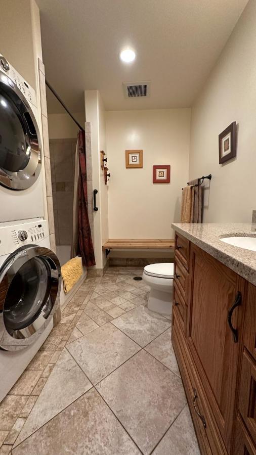 Eagle Peak Guesthouse Eagle River Bagian luar foto