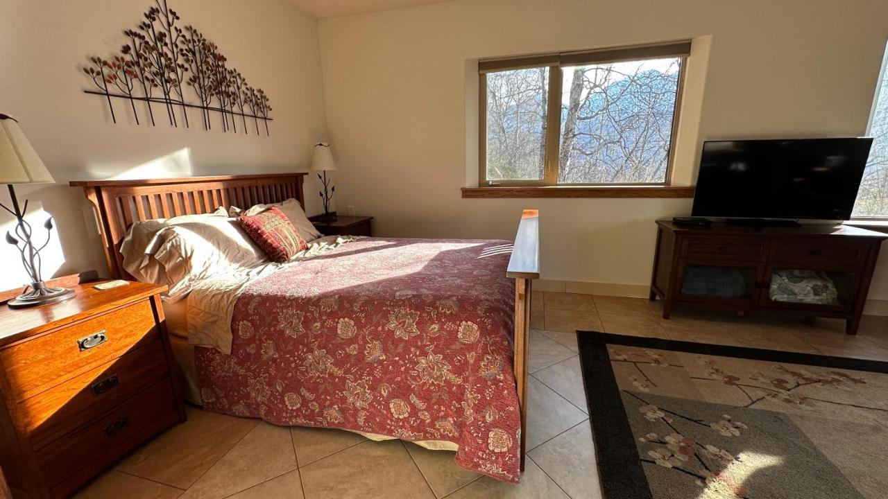 Eagle Peak Guesthouse Eagle River Bagian luar foto