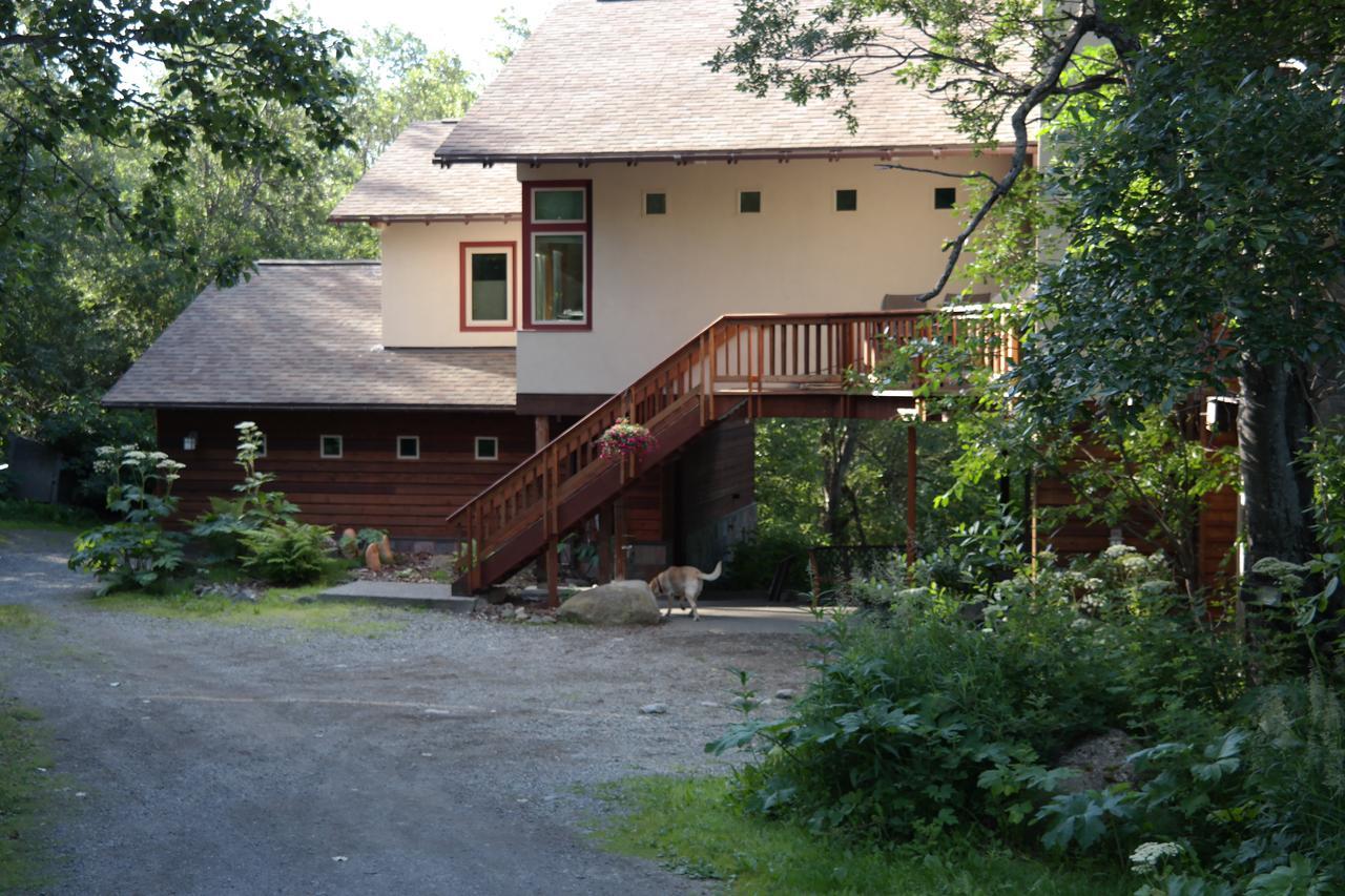 Eagle Peak Guesthouse Eagle River Bagian luar foto